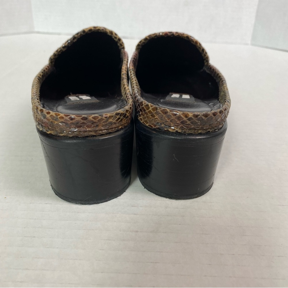 Stuart Weitzman Snakeskin Mule’s Size 9 - image 2